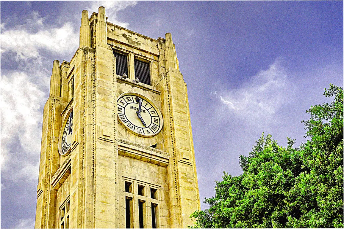 5. Styling Your Green Rolex: From Boardroom to Weekend