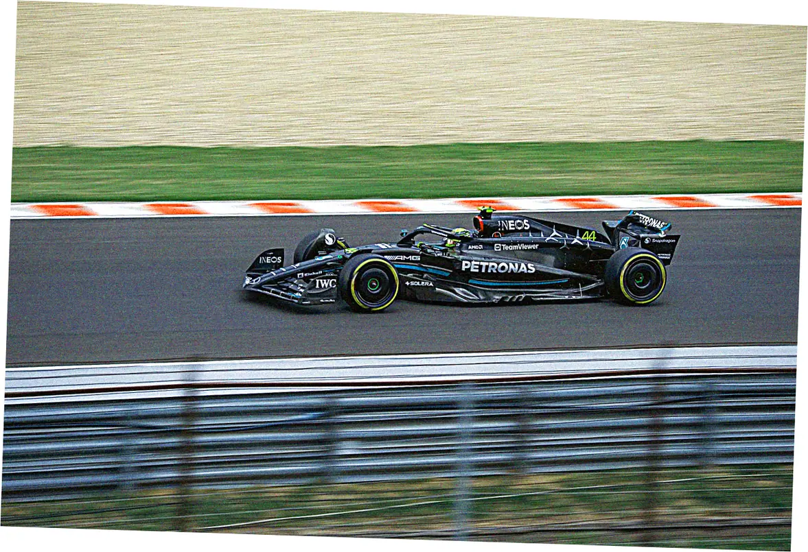 Let's talk about finding your way in the high-end clone 1 1 Rolex market.