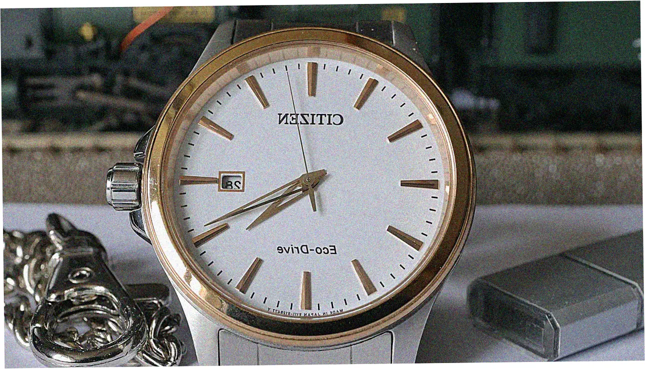 Let's compare the most affordable Rolex collections