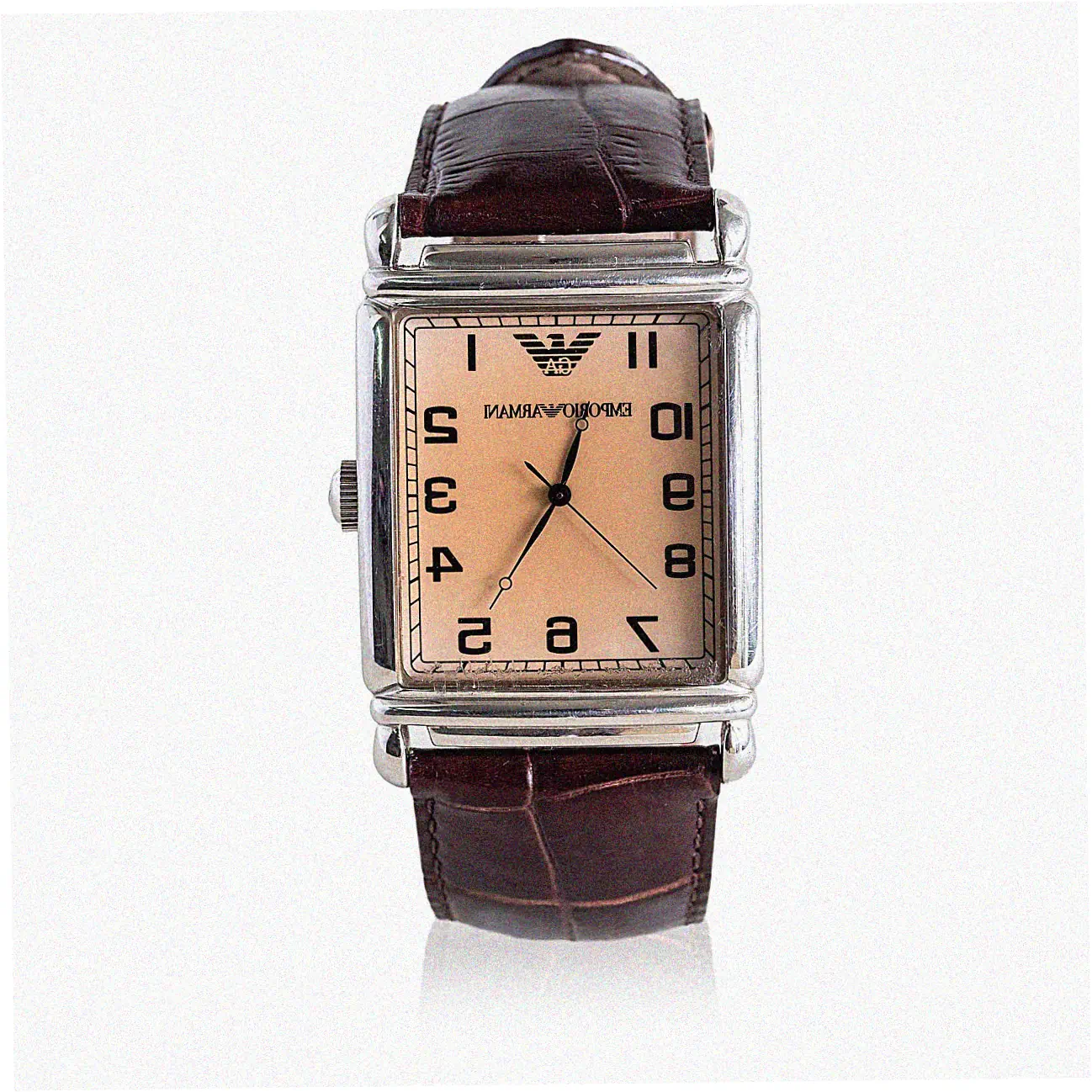 If you're looking for where Rolex serial numbers were located before 2010